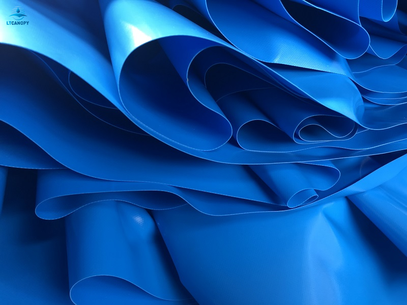 Lamicoats Woven Blue PVC Coated Tarpaulin Fabric, Thickness: 0.55